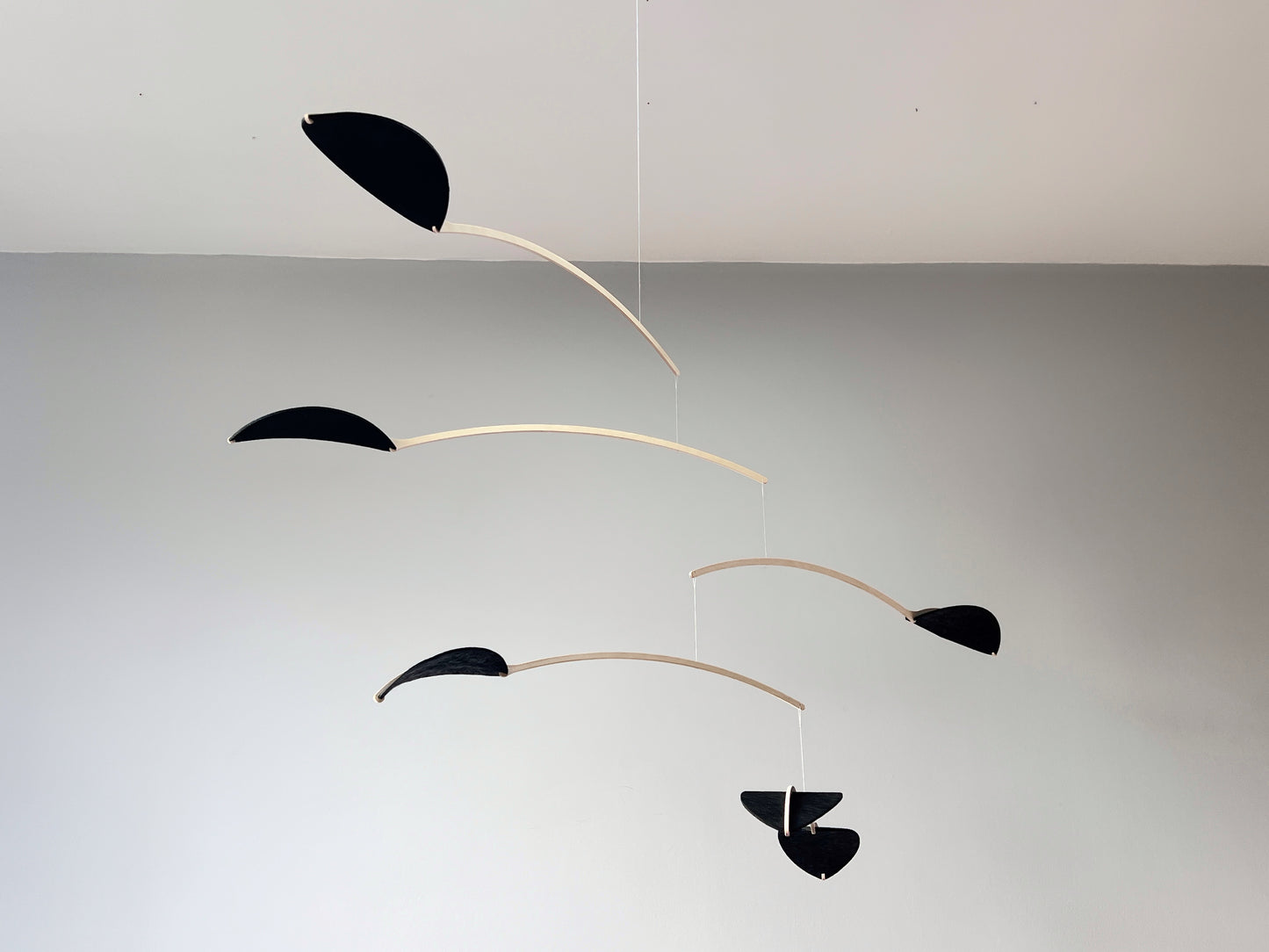 black Large Kinetic Mobile Sculpture. Adult & Baby Mobile, XL Calder Hanging Mobile, Giant Mid Century Modern Art, Scandi Nursery Ceiling Feature, nursery mobile, modern art mobile, large hanging art mobile large leaf mobile art, hanging sculpture