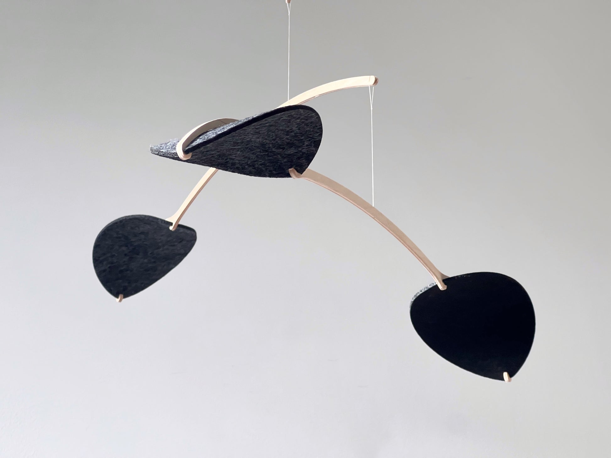 black Large Kinetic Mobile Sculpture. Adult & Baby Mobile, XL Calder Hanging Mobile, Giant Mid Century Modern Art, Scandi Nursery Ceiling Feature, nursery mobile, modern art mobile, large hanging art mobile large leaf mobile art, hanging sculpture