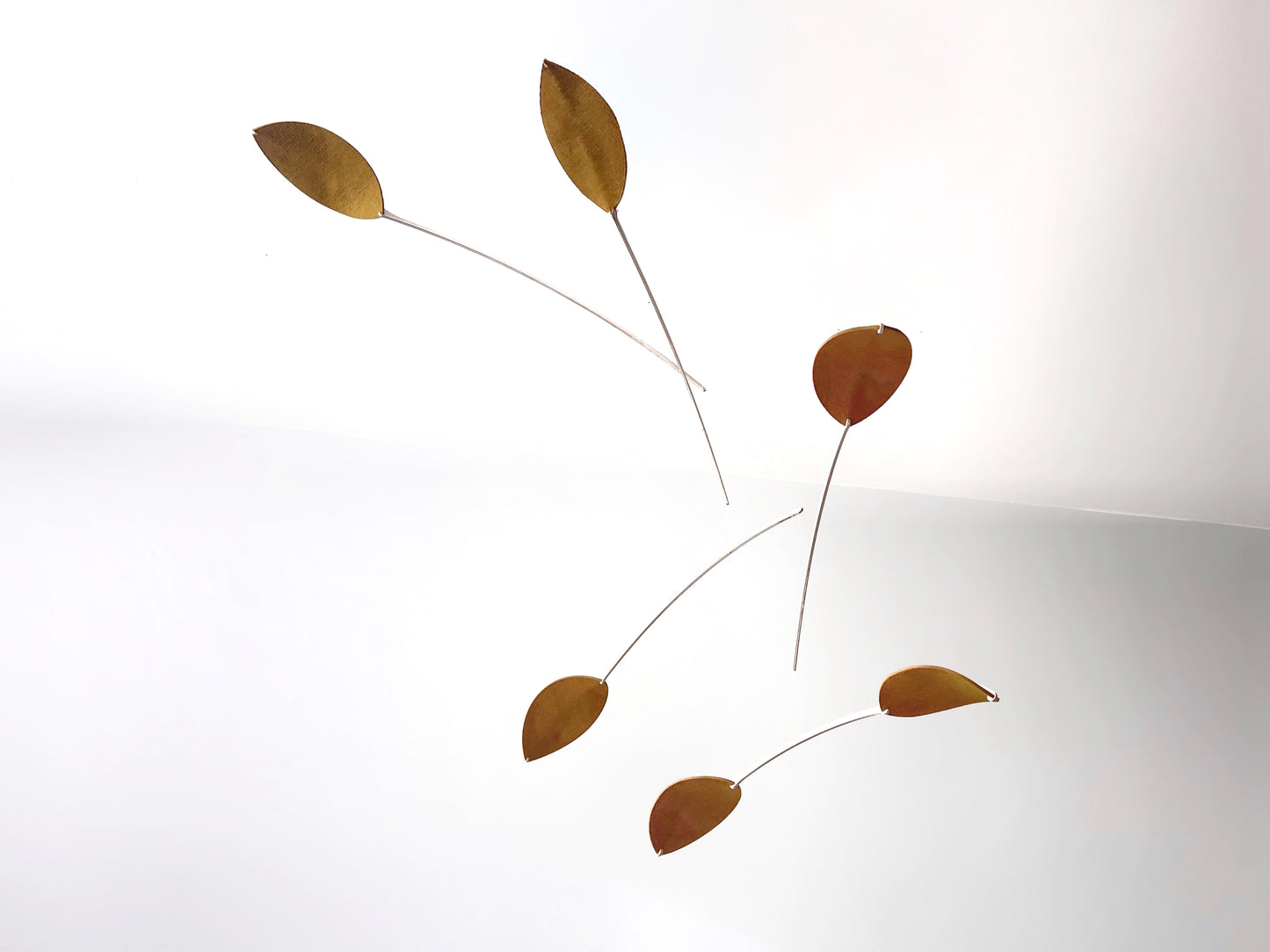 Large Kinetic Mobile Sculpture. Adult & Baby Mobile, Gold mobile, brass mobile XL Calder Hanging Mobile, Giant Mid Century Modern Art, Scandi Nursery Ceiling Feature, nursery mobile, modern art mobile, super size hanging art mobile, large leaf,