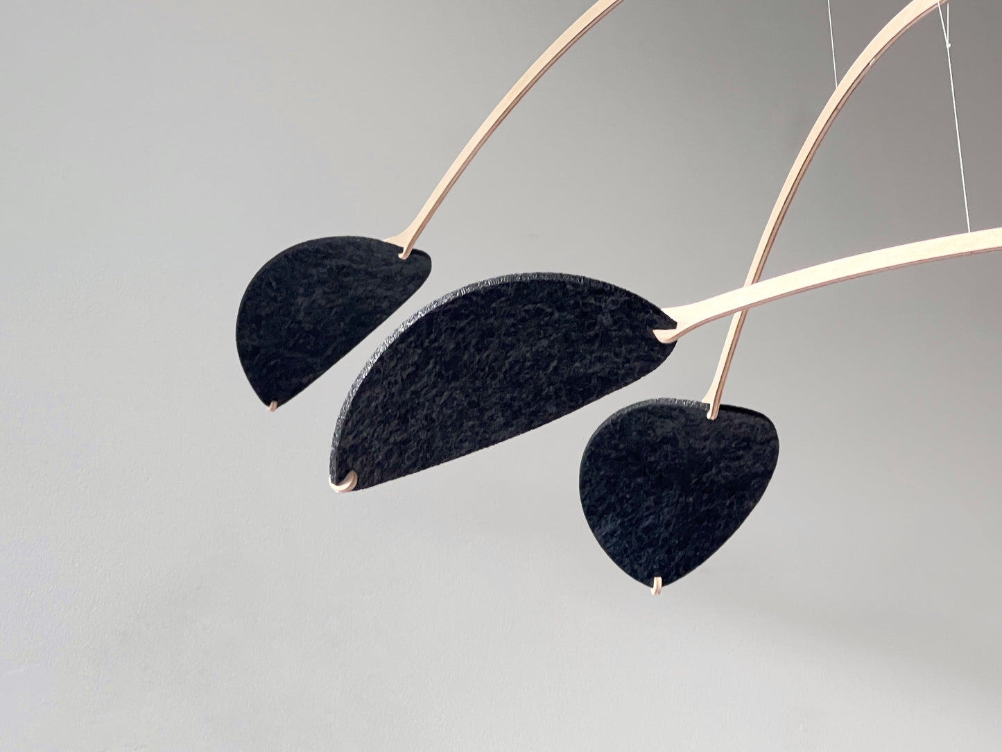 black Large Kinetic Mobile Sculpture. Adult & Baby Mobile, XL Calder Hanging Mobile, Giant Mid Century Modern Art, Scandi Nursery Ceiling Feature, nursery mobile, modern art mobile, large hanging art mobile large leaf mobile art, hanging sculpture