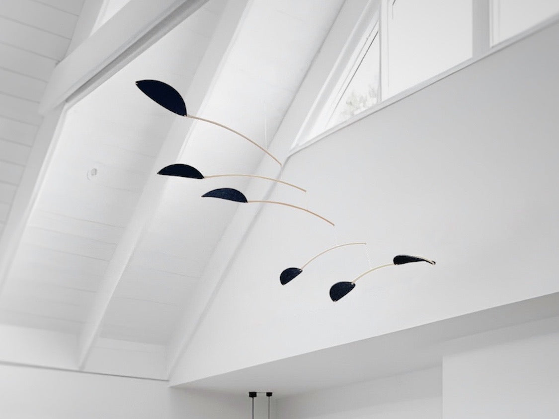 black Large Kinetic Mobile Sculpture. Adult & Baby Mobile, XL Calder Hanging Mobile, Giant Mid Century Modern Art, Scandi Nursery Ceiling Feature, nursery mobile, modern art mobile, large hanging art mobile large leaf mobile art, hanging sculpture